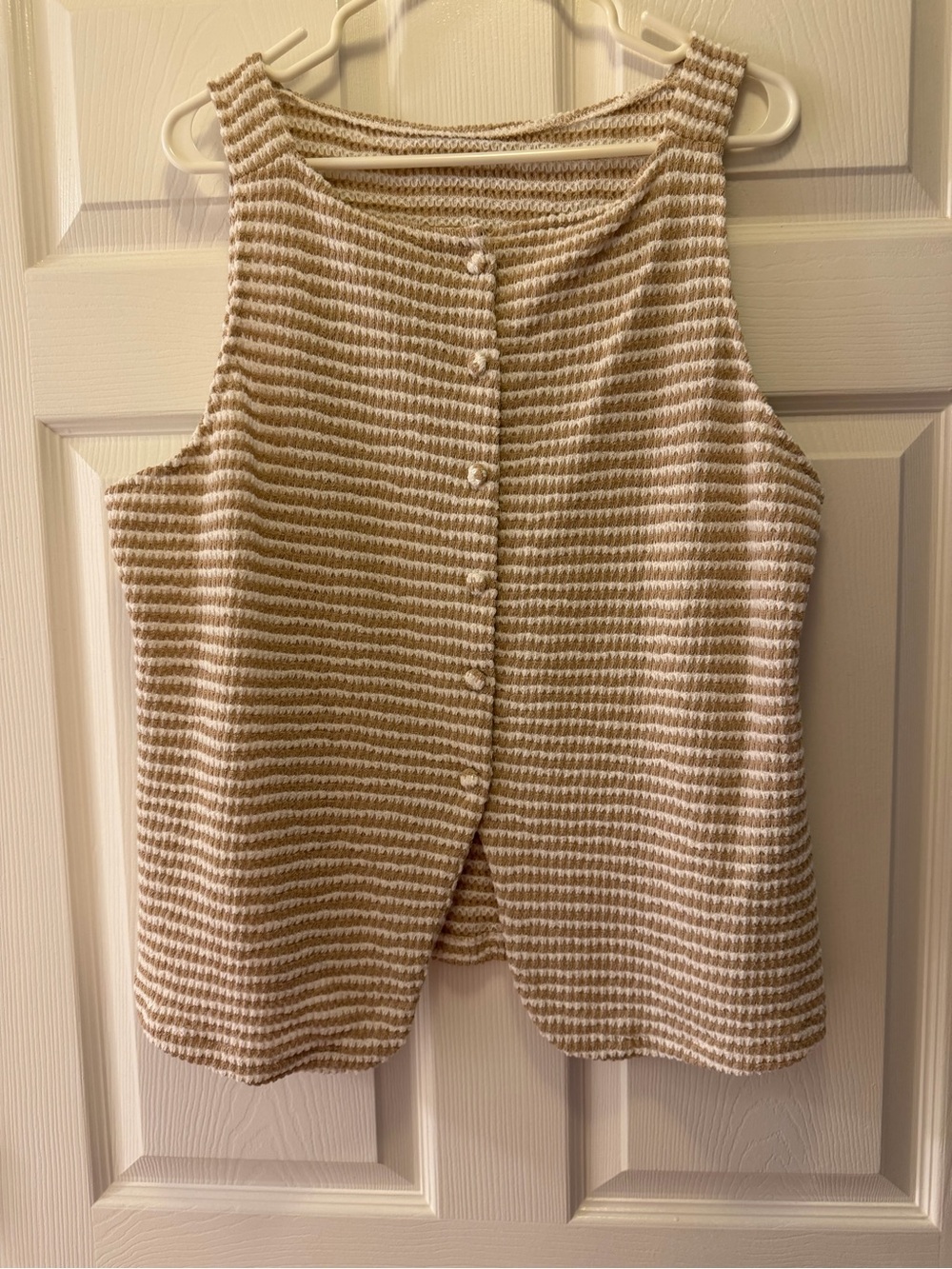 Cream & white top size XL